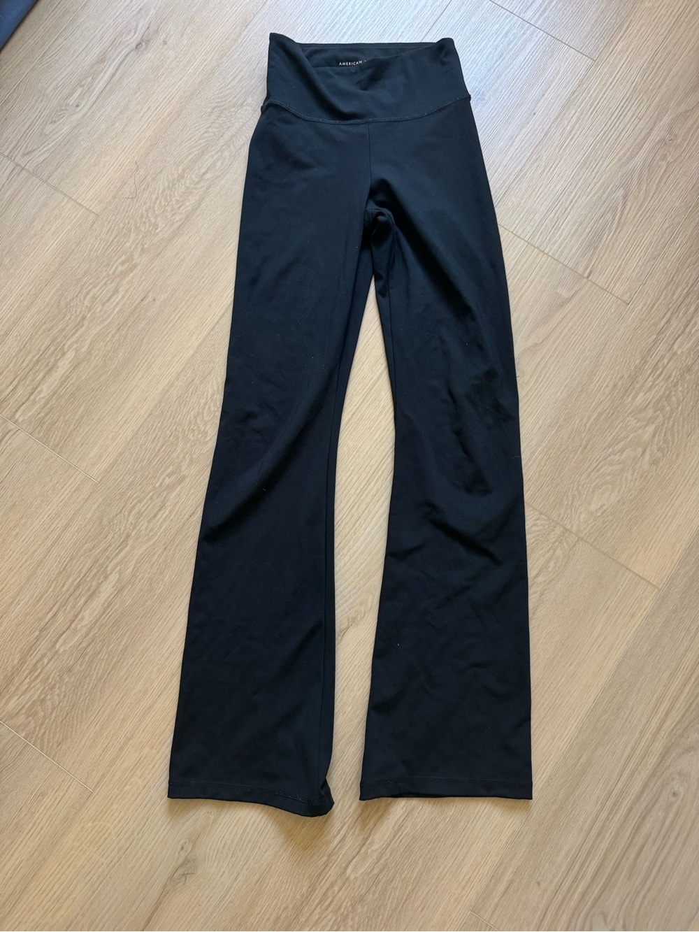 American Eagle Black The Everything Flare Leggings